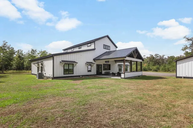 $1,300,000 | 4 Kathy Ann Drive, Crawfordville, FL 32327