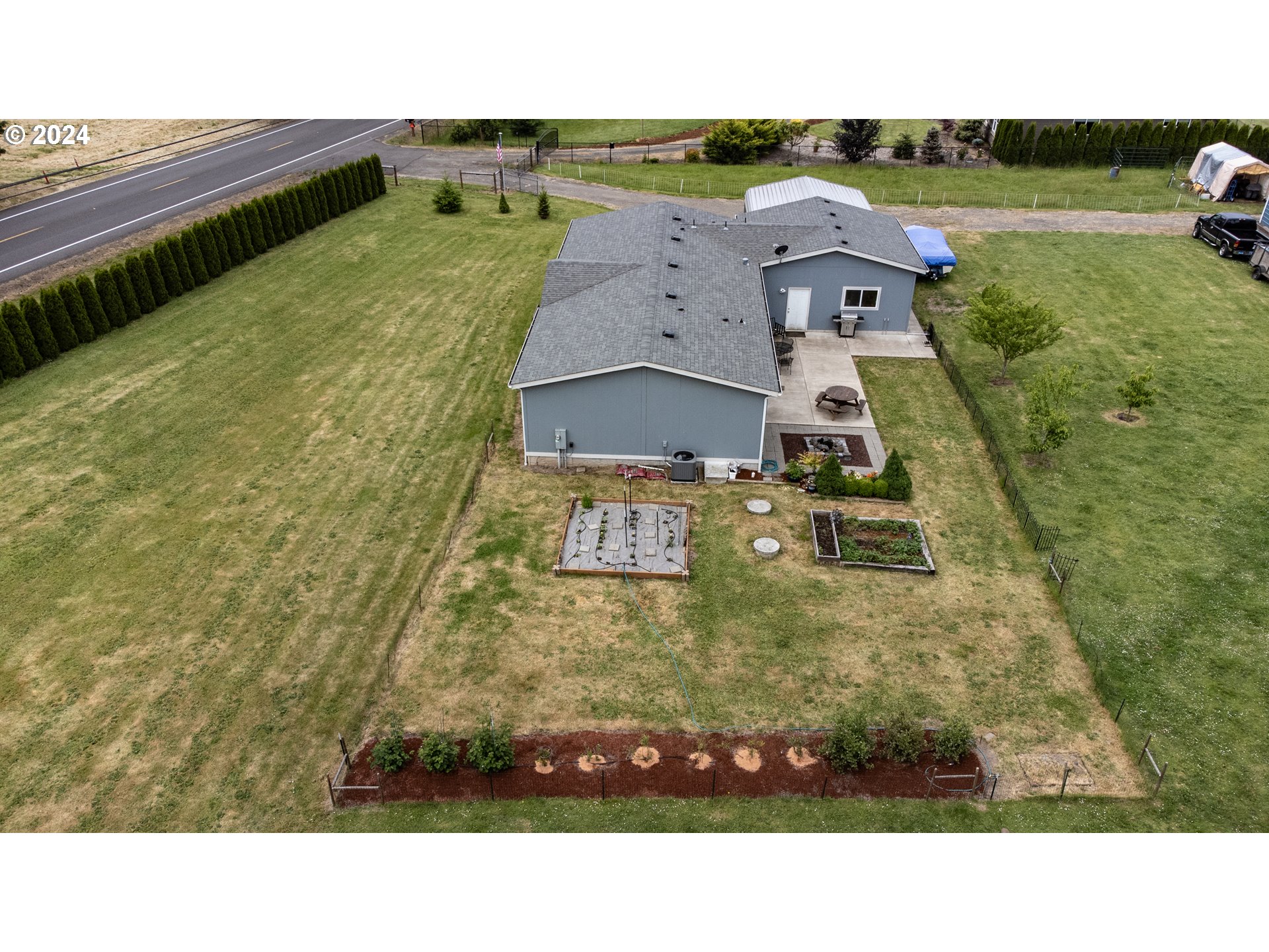 7769 River Road Northeast Keizer, OR 97303 - Photo 5 of 39 Gallery Image 5