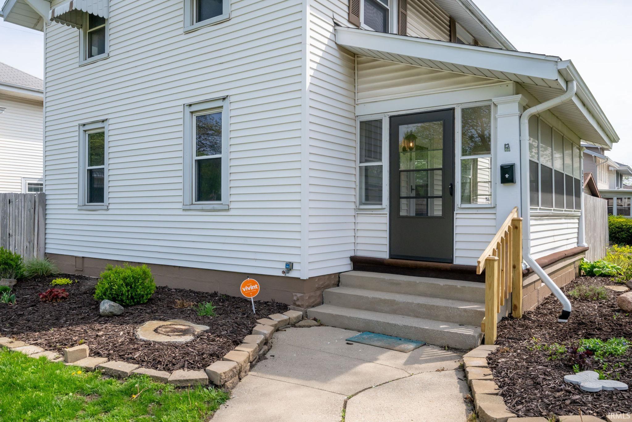 1730 Spring Street Fort Wayne, IN 46808 - Photo 4 of 34