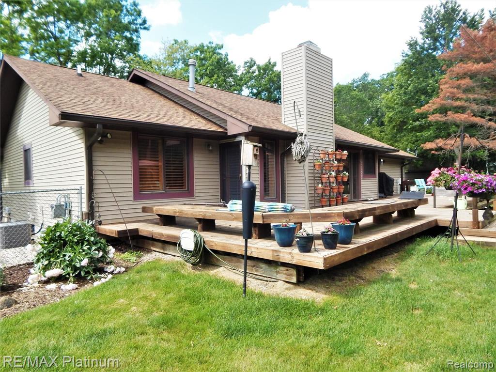 9073 Townley Road Fenton, MI 48430 - Photo 58 of 68