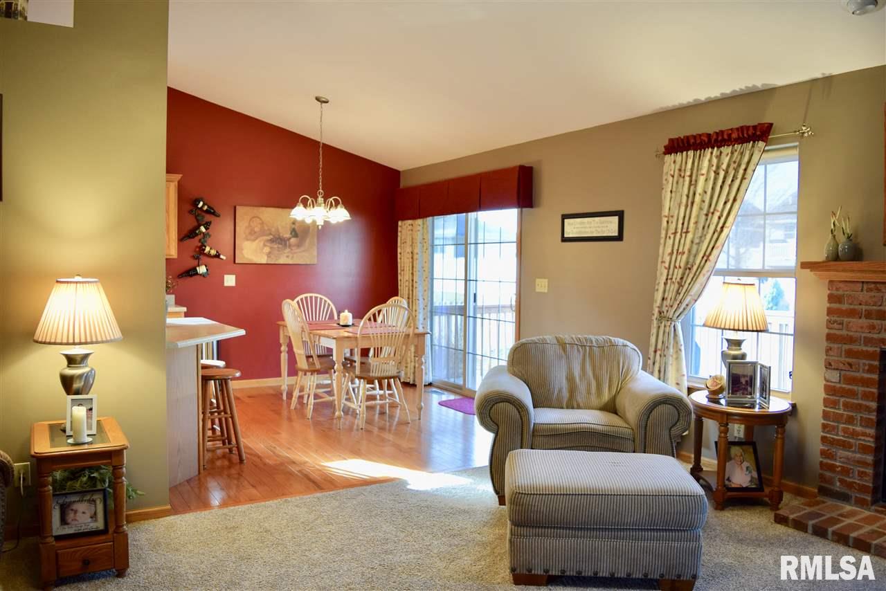 708 Simon Street Washington, IL 61571 - Photo 7 of 36 Gallery Image 7