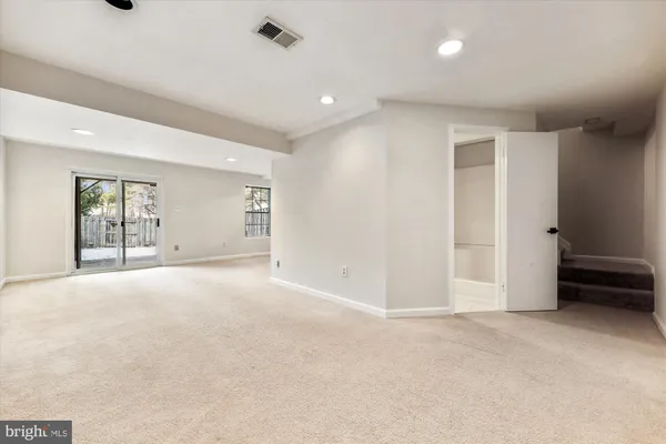 a view of empty room