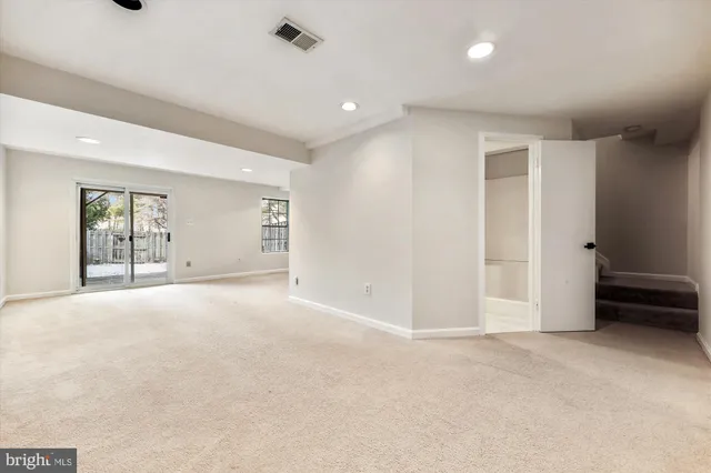 $2,995 | 17306 Sandy Knoll Drive, Olney, MD 20832