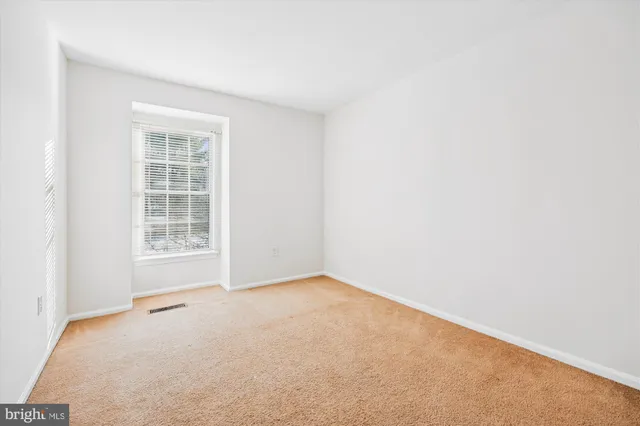 $2,995 | 17306 Sandy Knoll Drive, Olney, MD 20832