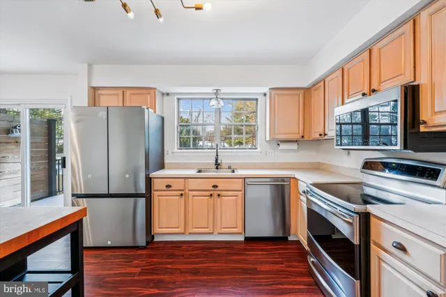 $2,995 | 17306 Sandy Knoll Drive, Olney, MD 20832