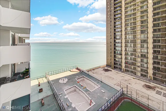 a view of a building with outdoor space