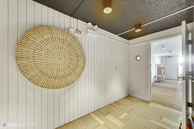 $3,100 | 6033 North Sheridan Road, Unit 11G, Chicago, IL 60660