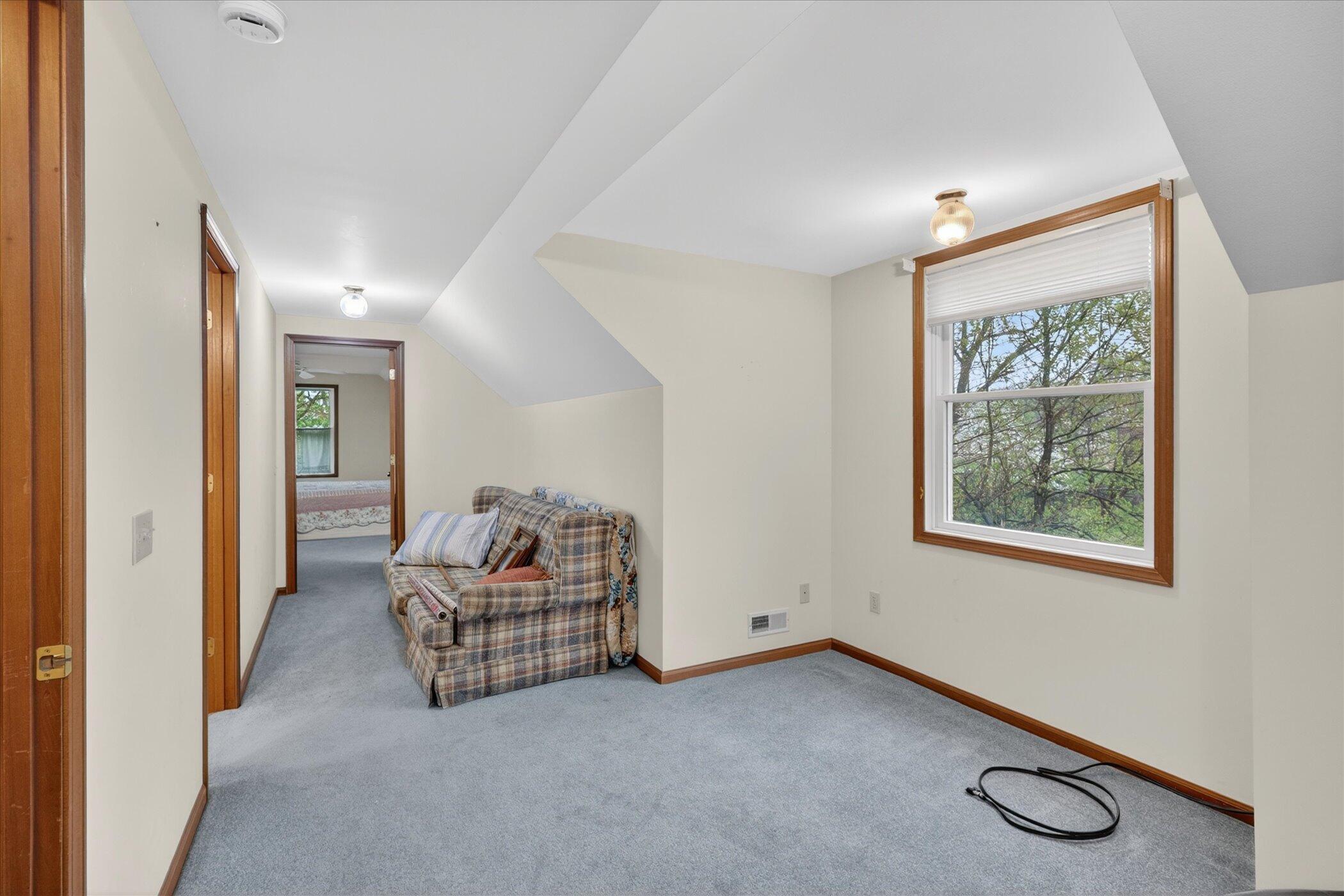 29847 Middle Crossing Road Dowagiac, MI 49047 - Photo 15 of 28 20-29847-Middle-Crossing Rd-Dowagiac-MI-