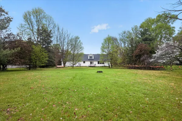 $349,900 | 29847 Middle Crossing Road, Dowagiac, MI 49047