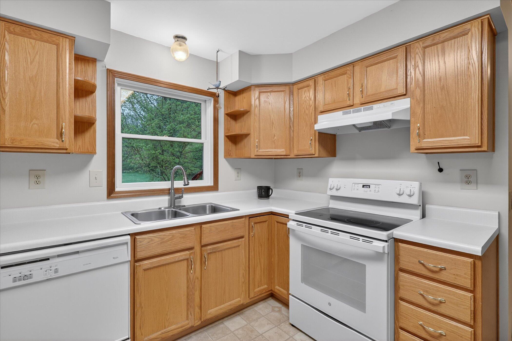 29847 Middle Crossing Road Dowagiac, MI 49047 - Photo 6 of 28 12-29847-Middle-Crossing Rd-Dowagiac-MI-