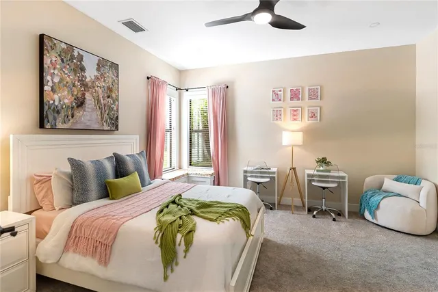 a view of entryway with seating space