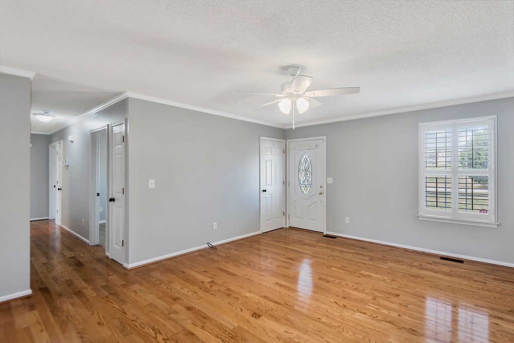 105 Lesley Road Pelzer, SC 29669 - Photo 13 of 47 living room