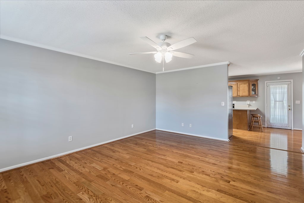 105 Lesley Road Pelzer, SC 29669 - Photo 15 of 47 living room
