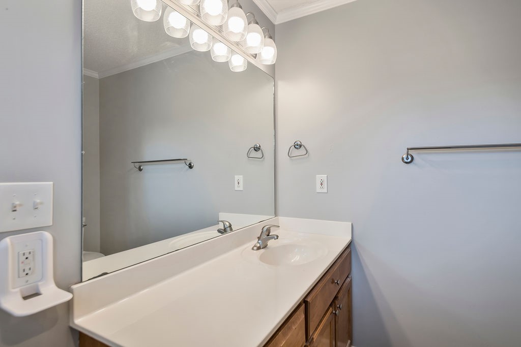 105 Lesley Road Pelzer, SC 29669 - Photo 21 of 47 master bath