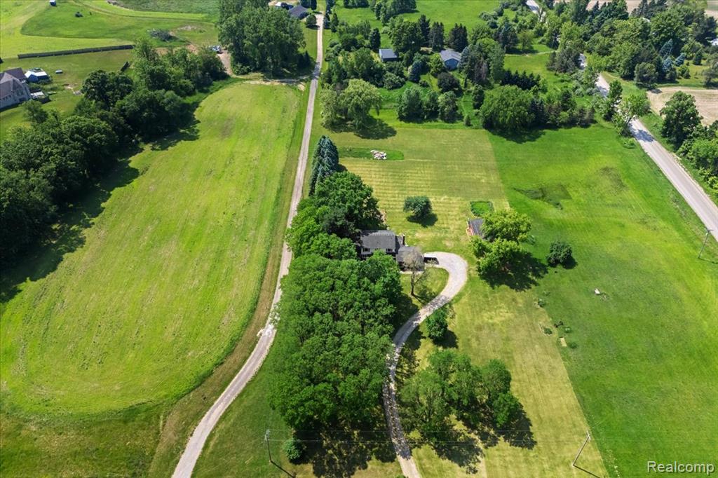 3757 Chase Lake Road Howell, MI 48855 - Photo 41 of 46