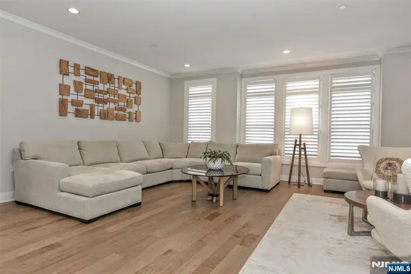 $7,500 | 32 Cinnamon Drive, Unit 158, Upper Saddle River, NJ 07458