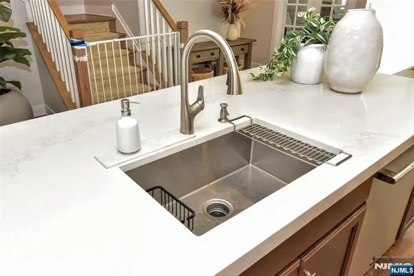 $7,500 | 32 Cinnamon Drive, Unit 158, Upper Saddle River, NJ 07458