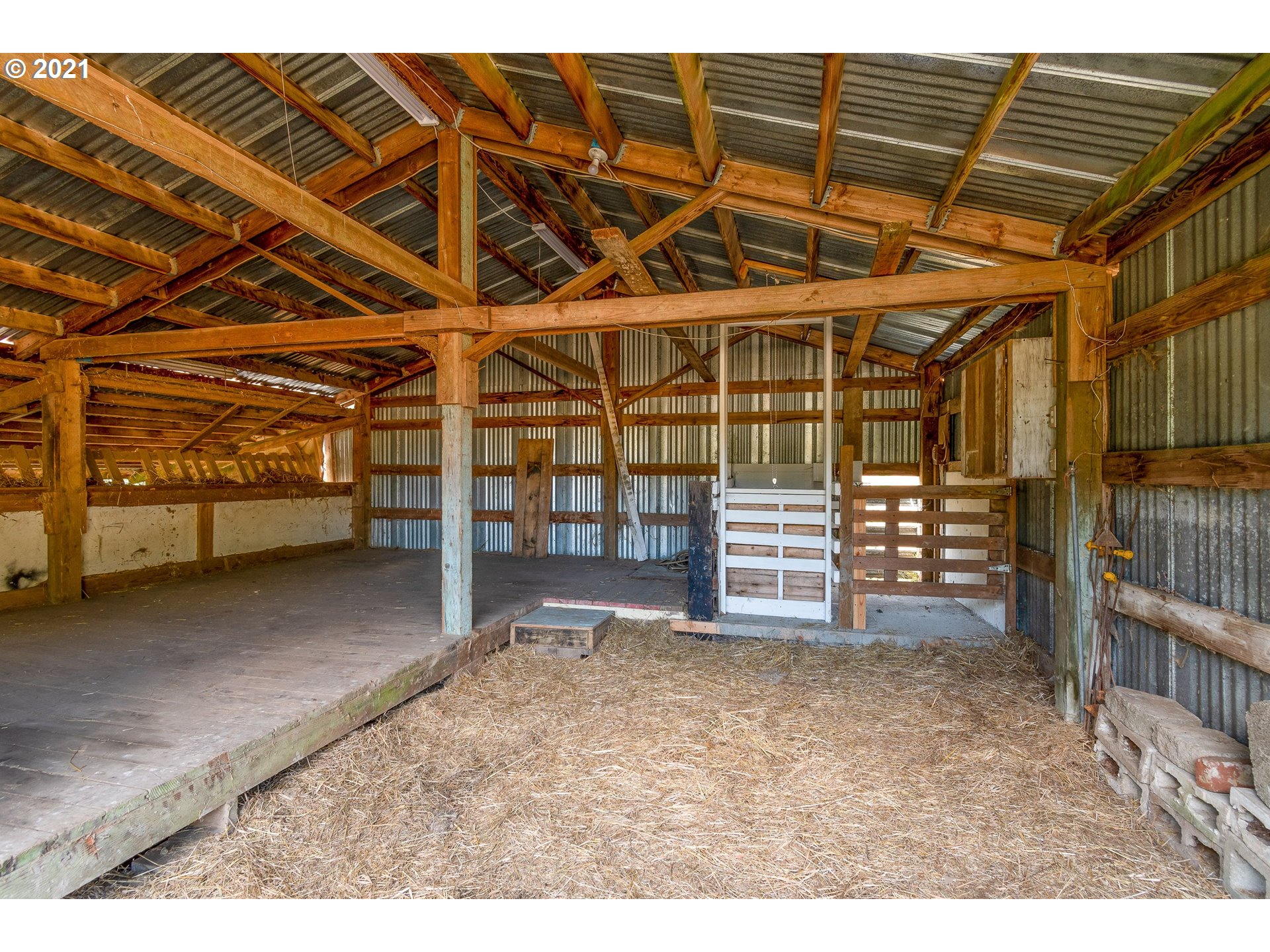 69021 Nicolai Road Rainier, OR 97048 - Photo 29 of 32 a view of empty room with wooden ceiling
