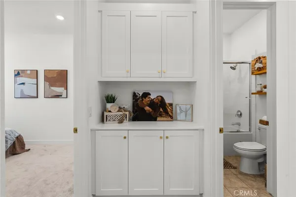 $3,200 | 27466 Mercantile Court, Unit 303, Valencia, CA 91381