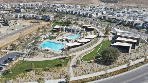 $3,200 | 27466 Mercantile Court, Unit 303, Valencia, CA 91381