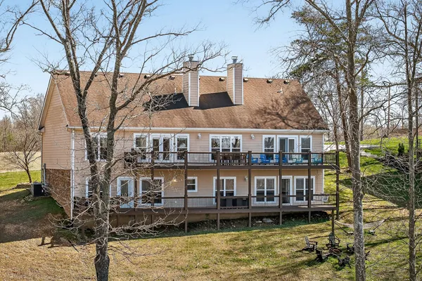 $949,900 | 1175 Hutchins Bend Road, Sparta, TN 38583