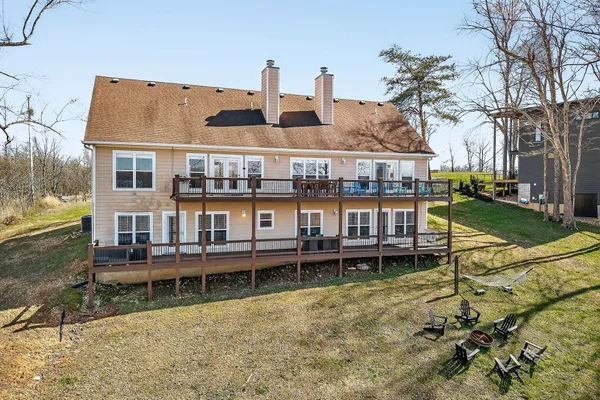 $949,900 | 1175 Hutchins Bend Road, Sparta, TN 38583