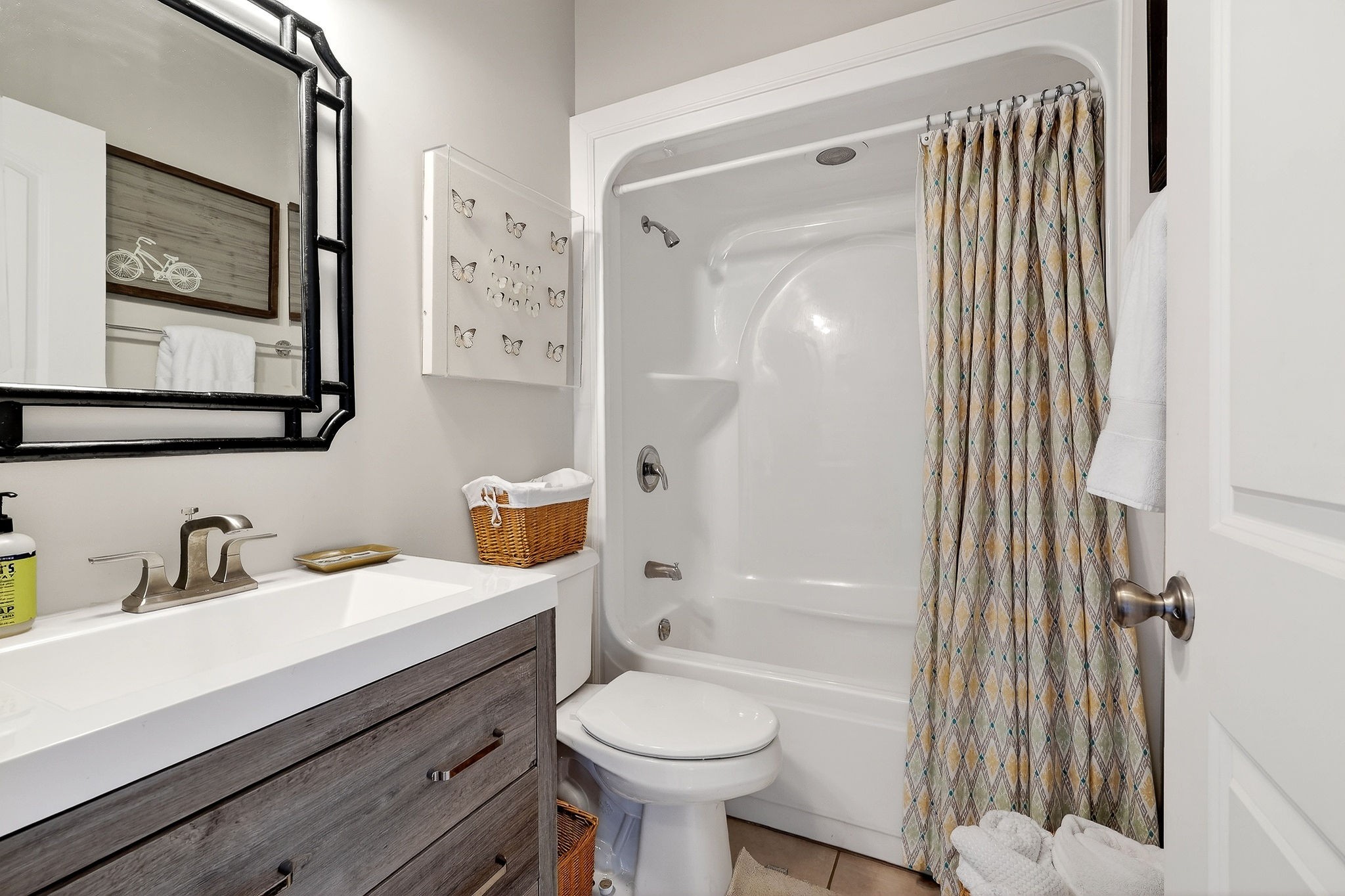 1175 Hutchins Bend Road Sparta, TN 38583 - Photo 38 of 76 a bathroom with a sink a toilet and shower