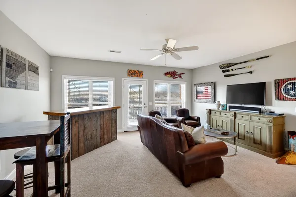 $949,900 | 1175 Hutchins Bend Road, Sparta, TN 38583