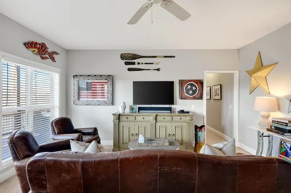$949,900 | 1175 Hutchins Bend Road, Sparta, TN 38583