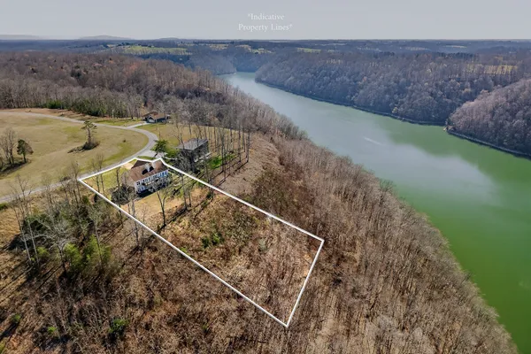 $949,900 | 1175 Hutchins Bend Road, Sparta, TN 38583