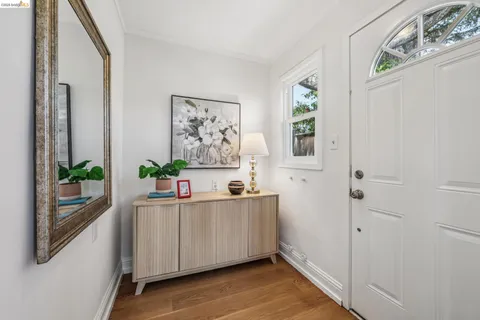 $1,499,000 | 708 Grizzly Peak Boulevard, Berkeley, CA 94708