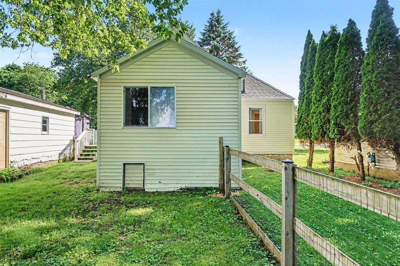 312 Mechanic Street Stockbridge, MI 49285 - Photo 14 of 16