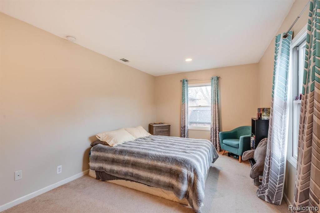 518 Barrington Road Grosse Pointe, MI 48230 - Photo 28 of 64