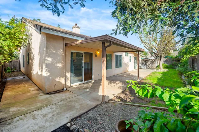 $510,000 | 2526 River Cove Drive, Riverbank, CA 95367