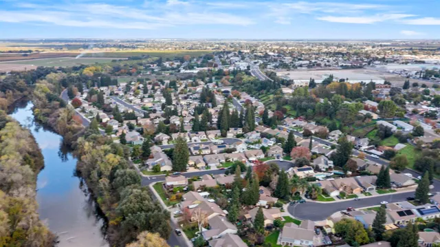 $510,000 | 2526 River Cove Drive, Riverbank, CA 95367