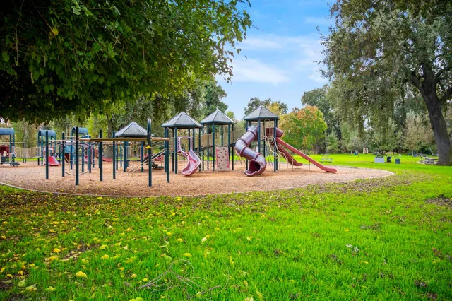 $510,000 | 2526 River Cove Drive, Riverbank, CA 95367