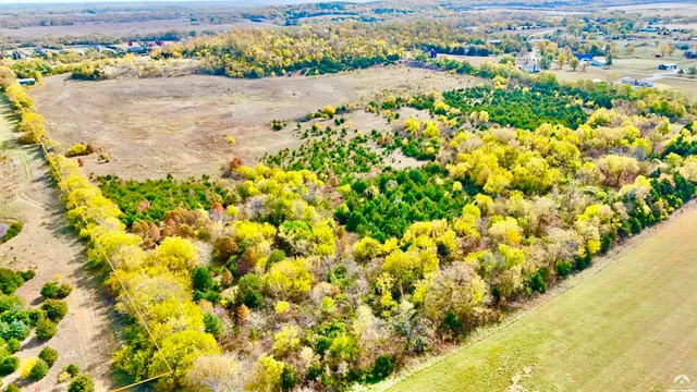 $2,000,000 | 125-acres East 1296th Road, Lawrence, KS 66047