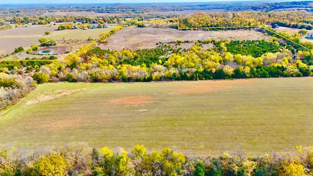 $2,000,000 | 125-acres East 1296th Road, Lawrence, KS 66047