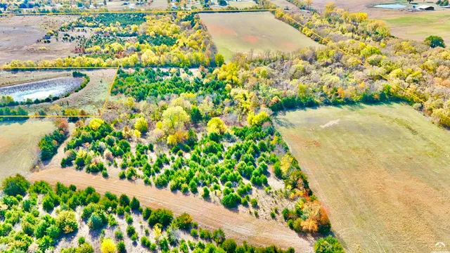 $2,000,000 | 125-acres East 1296th Road, Lawrence, KS 66047