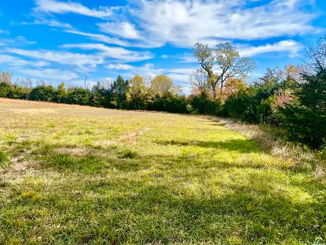 $2,000,000 | 125-acres East 1296th Road, Lawrence, KS 66047