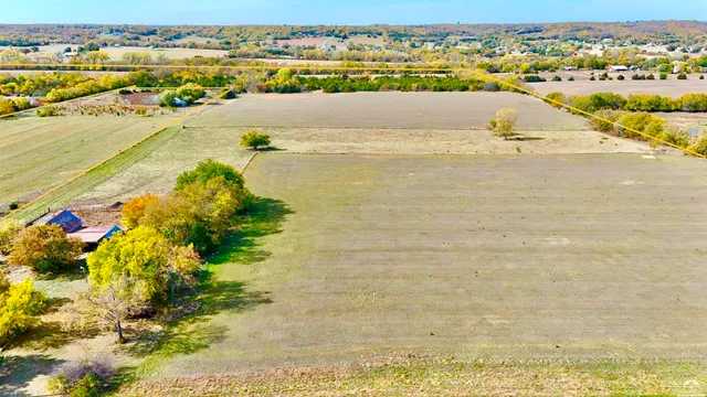 $2,000,000 | 125-acres East 1296th Road, Lawrence, KS 66047