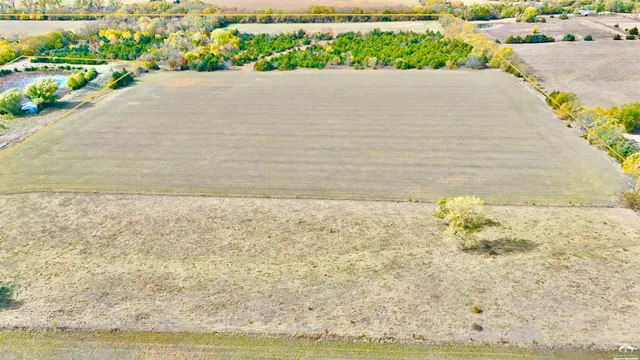 $2,000,000 | 125-acres East 1296th Road, Lawrence, KS 66047