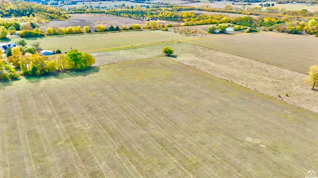 $2,000,000 | 125-acres East 1296th Road, Lawrence, KS 66047