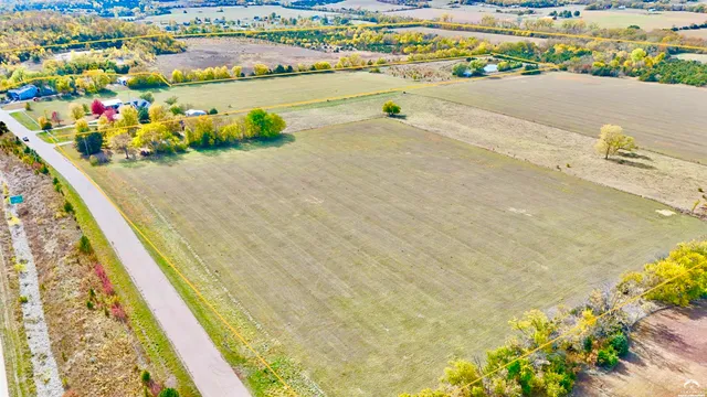 $2,000,000 | 125-acres East 1296th Road, Lawrence, KS 66047