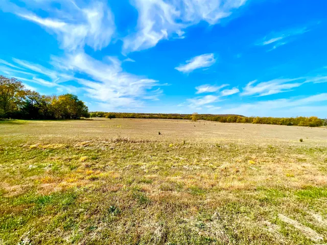 $2,000,000 | 125-acres East 1296th Road, Lawrence, KS 66047