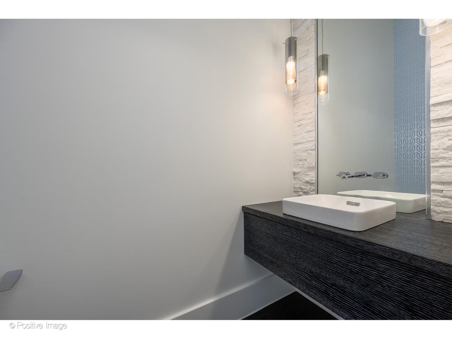 2037 West Division Street, Unit PH Chicago, IL 60622 - Photo 12 of 35