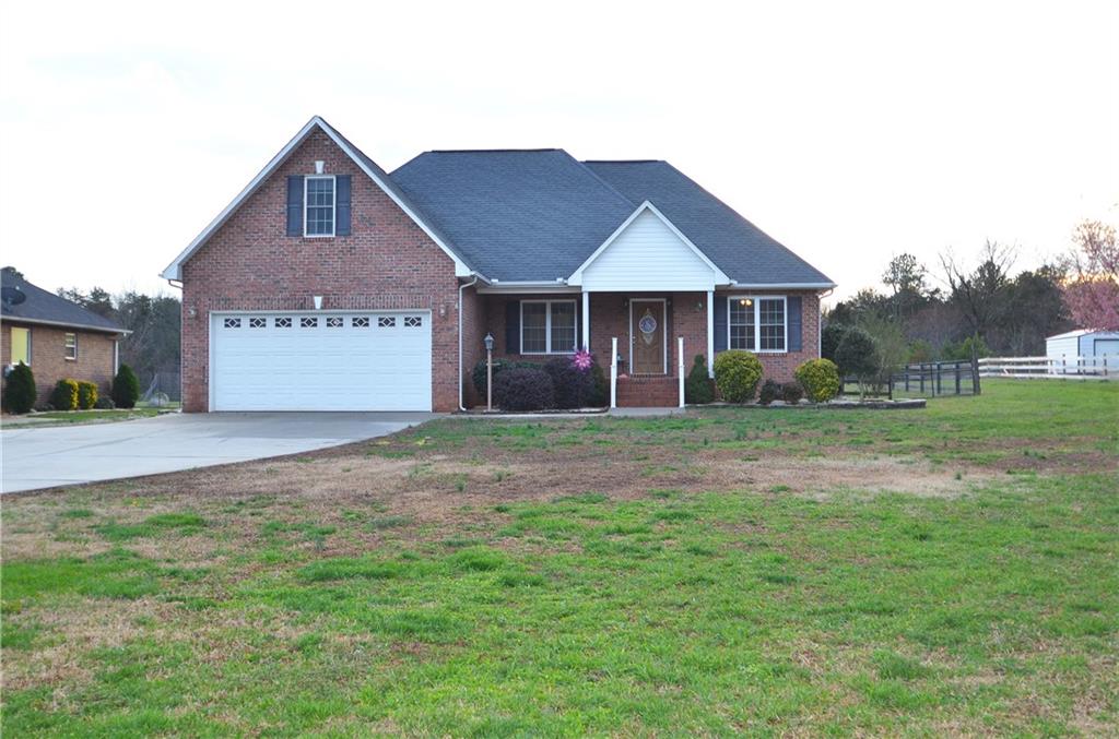 1904 Shuford Road Lincolnton, NC 28092 - Photo 1 of 14 Gallery Image 1