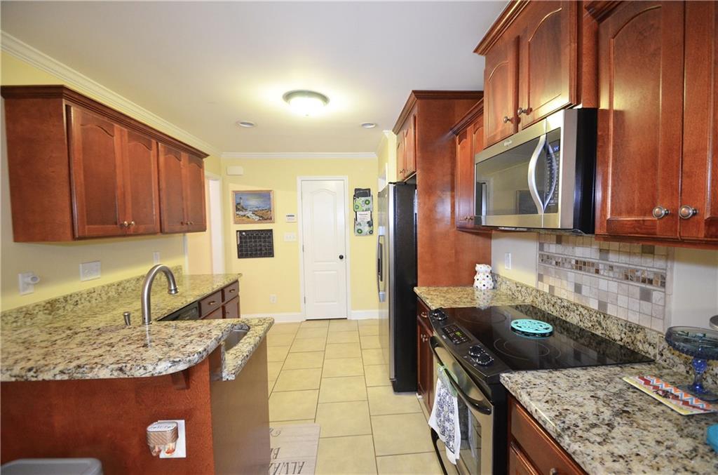 1904 Shuford Road Lincolnton, NC 28092 - Photo 4 of 14 Gallery Image 4