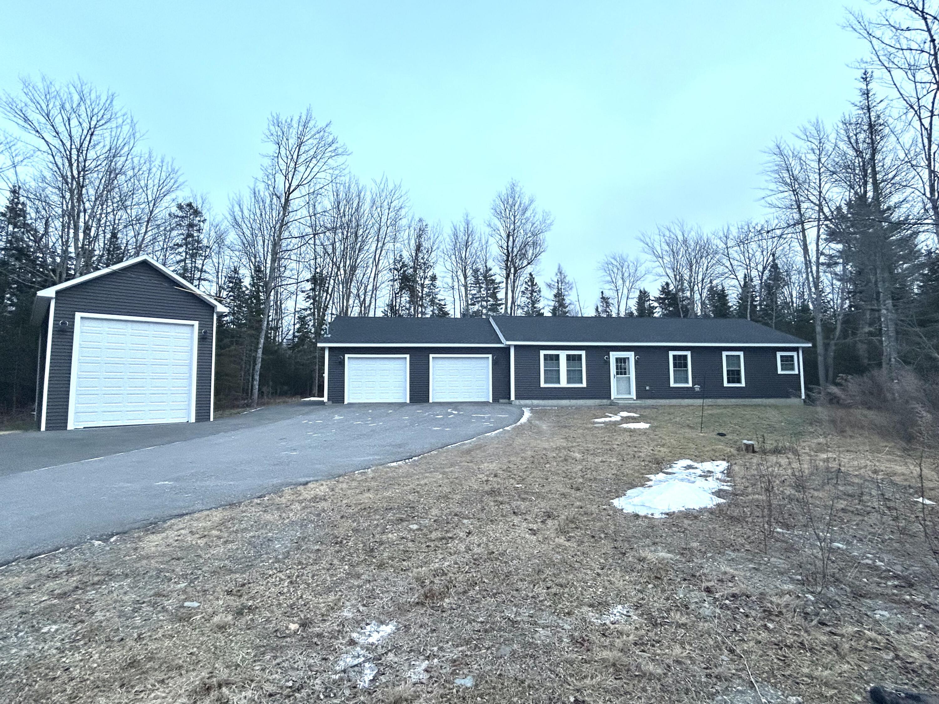 450 Davis Road Bangor, ME 04401 - Photo 1 of 29 1