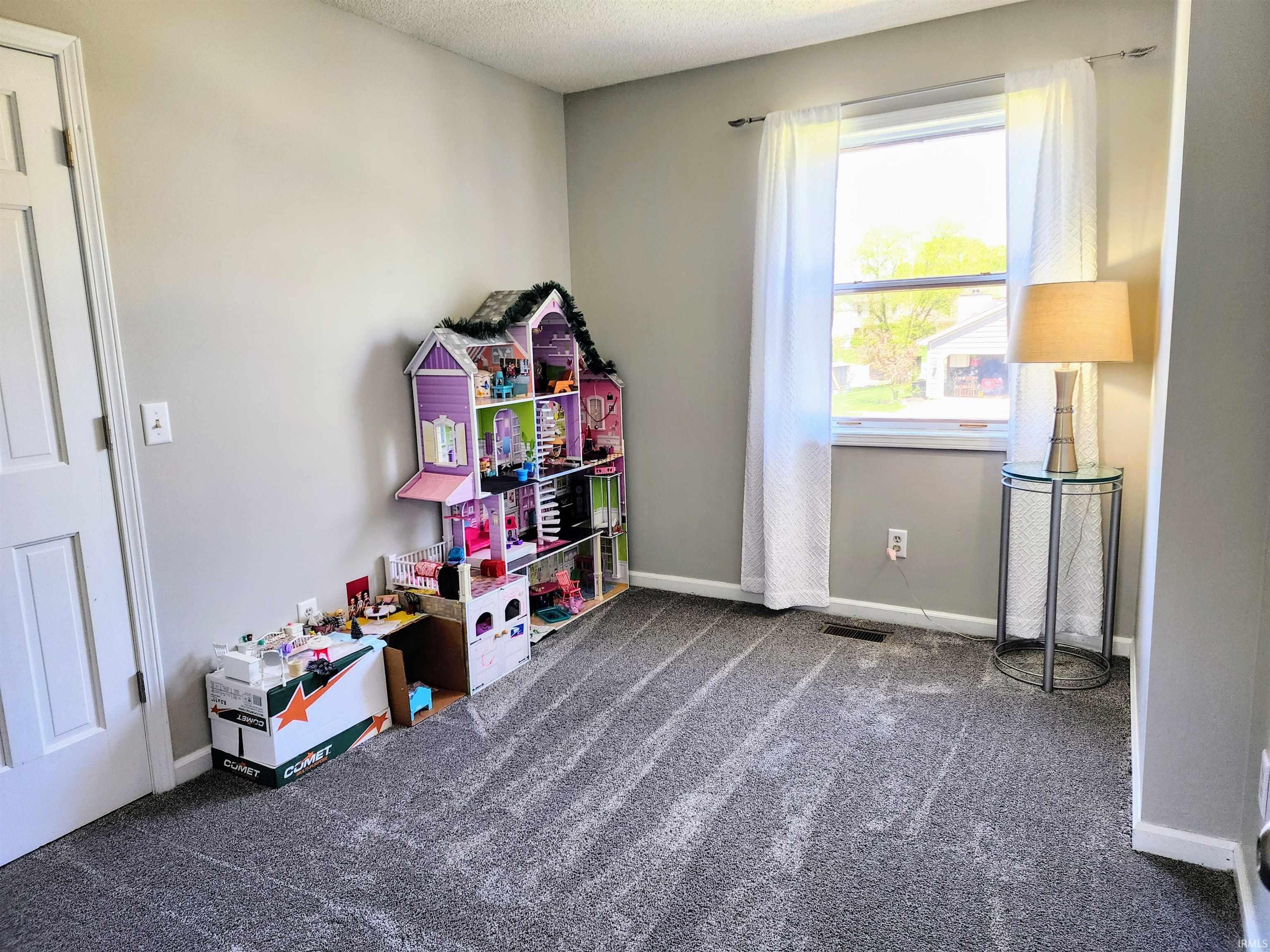 10525 Oak Trail Road Fort Wayne, IN 46845 - Photo 29 of 36 Gallery Image 29